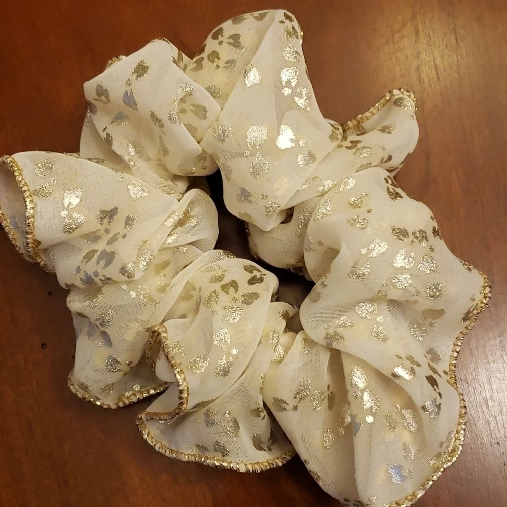 Hair Scruncies and Combs Assorted Colors and Size Bundle of 10